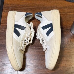 Veja Low-Top Sneakers in Cream and Navy